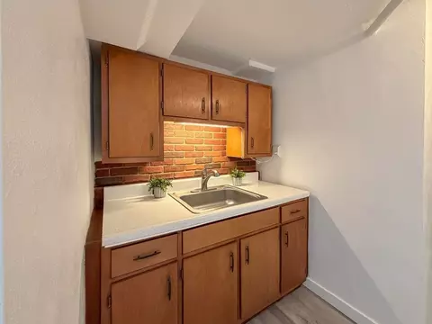 Kitchen - 19 Champlain Dr, Hudson, MA 01749 photo 3 of 3