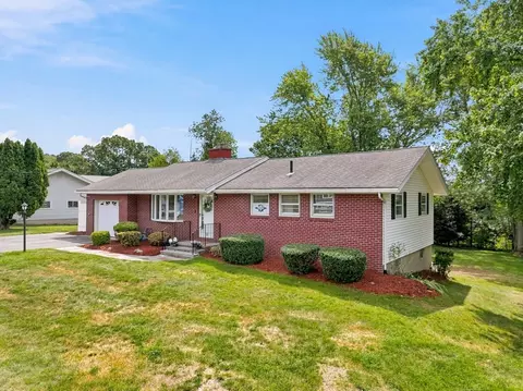 Other - 19 Champlain Dr, Hudson, MA 01749 photo 2 of 6
