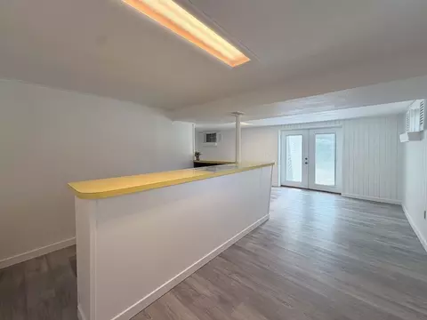 Living - 19 Champlain Dr, Hudson, MA 01749 photo 7 of 7