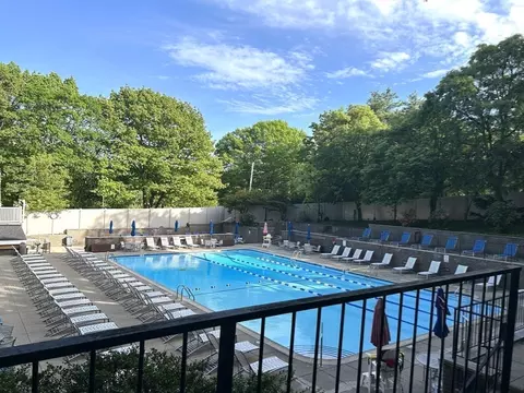 Exterior - 77 Pond Ave #509, Brookline, MA 02445 photo 4 of 9
