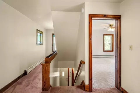 Entry Way - 43 Brown St, Maynard, MA 01754 photo 2 of 4