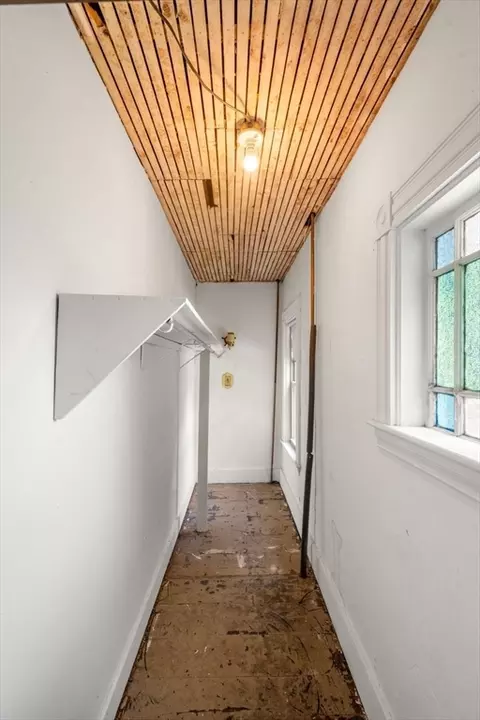Entry Way - 43 Brown St, Maynard, MA 01754 photo 4 of 4