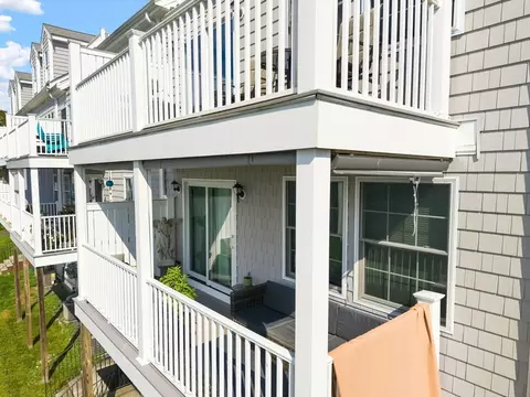 Exterior - 273 Draper St #6, Fall River, MA 02724 photo 6 of 8