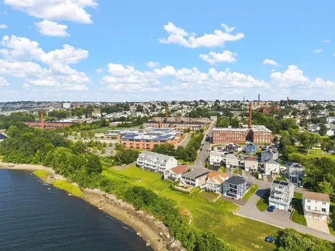 View/Area - 273 Draper St #6, Fall River, MA 02724 photo 3 of 11