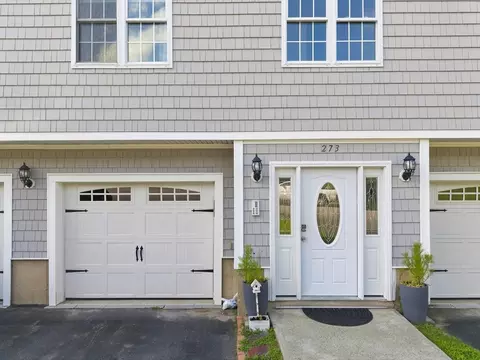 Exterior - 273 Draper St #6, Fall River, MA 02724 photo 3 of 8