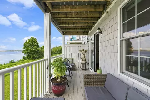 Exterior - 273 Draper St #6, Fall River, MA 02724 photo 8 of 8