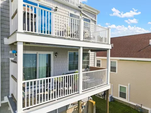 Exterior - 273 Draper St #6, Fall River, MA 02724 photo 4 of 8