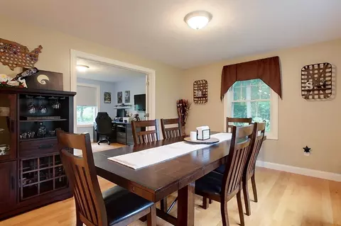 Dining - 391 Main St, Townsend, MA 01474 photo 4 of 4