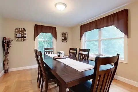 Dining - 391 Main St, Townsend, MA 01474 photo 1 of 4