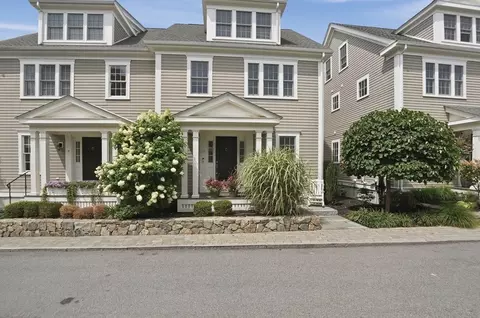 10 James Ln #10, Cohasset, MA 02025
