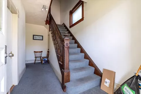 Entry Way - 17 Rockdale St, Worcester, MA 01606 photo 1 of 5