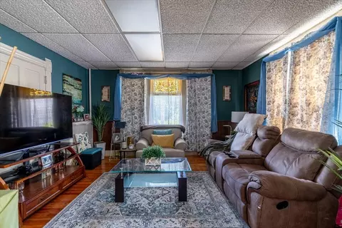 Living - 17 Rockdale St, Worcester, MA 01606 photo 1 of 2