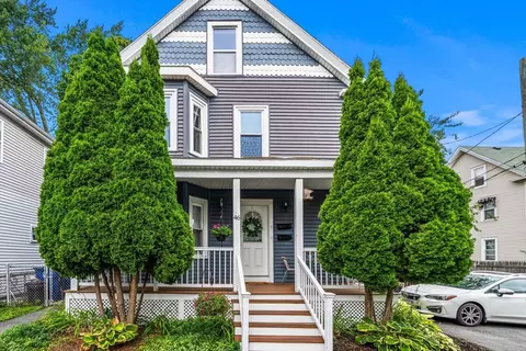 46 School St #2, Salem, MA 01970