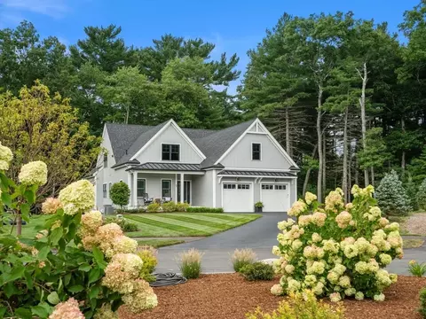 64 Olde Forge Ln, Easton, MA 02375