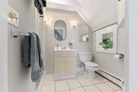 Bath - 6 Pew Ave, Gloucester, MA 01930 photo 1 of 2