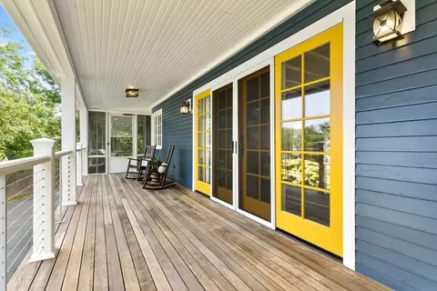 Exterior - 6 Pew Ave, Gloucester, MA 01930 photo 6 of 14