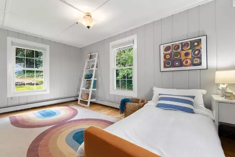 Bedroom - 6 Pew Ave, Gloucester, MA 01930 photo 6 of 6