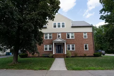 64 Wales St #2, Abington, MA 02351