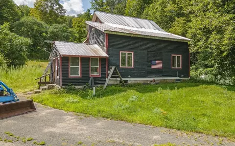 364 Jacksonville Rd, Colrain, MA 01340