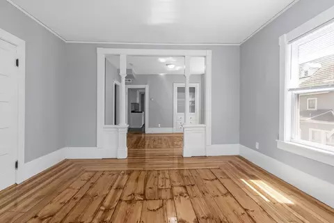 31-33 Bourne St, Lowell, MA 01852 photo 24