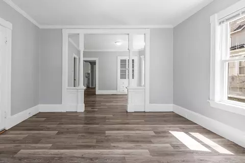 31-33 Bourne St, Lowell, MA 01852 photo 7