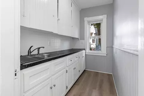 31-33 Bourne St, Lowell, MA 01852 photo 15