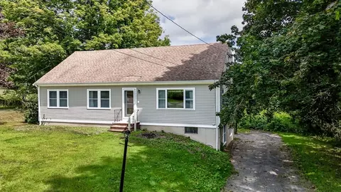 129 Forest St, Haverhill, MA 01832