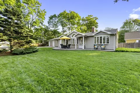 Exterior - 176 Colon St, Beverly, MA 01915 photo 3 of 14