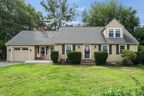 104 Martin St, North Andover, MA 01845