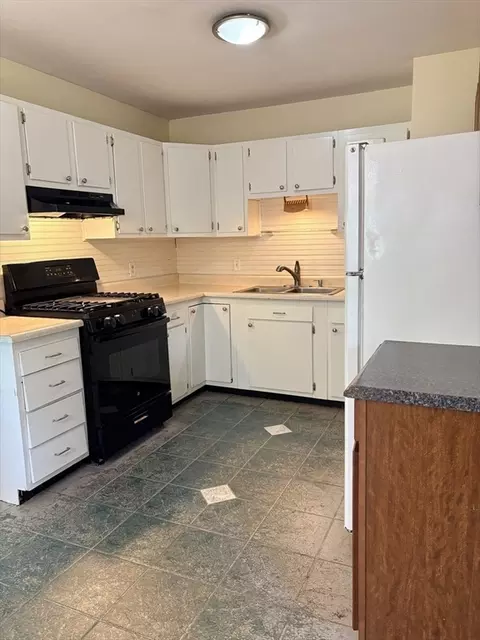 Kitchen - 2 Upton St, Fairhaven, MA 02719 photo 1 of 2
