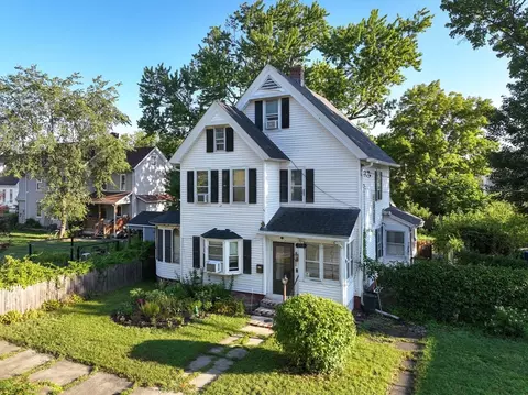112 Hampshire St, Indian Orchard, MA 01151