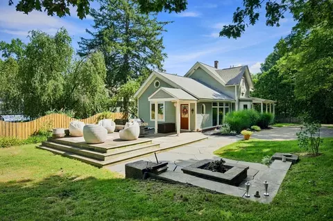 139 Montague City Rd, Greenfield, MA 01301