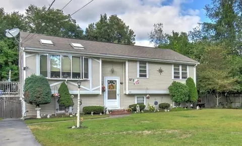 85 Hubbard Ave, Brockton, MA 02301