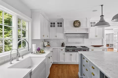 Kitchen - 68 School St, Hingham, MA 02043 photo 2 of 4