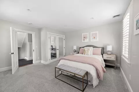 Bedroom - 68 School St, Hingham, MA 02043 photo 3 of 3