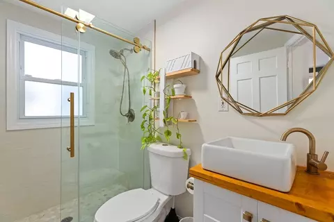 Bath - 27 Broad Cove Rd, Hingham, MA 02043 photo 1 of 2