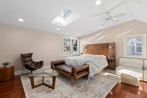 Bedroom - 27 Broad Cove Rd, Hingham, MA 02043 photo 3 of 6