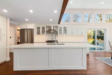 Kitchen - 27 Broad Cove Rd, Hingham, MA 02043 photo 2 of 3