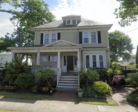 34 Rotch St, New Bedford, MA 02740