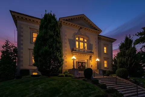 7 Russell St #304, Plymouth, MA 02360