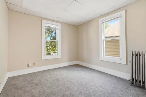 Bedroom - 281-285 Belmont Ave, Springfield, MA 01108 photo 2 of 7