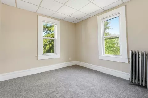 Bedroom - 281-285 Belmont Ave, Springfield, MA 01108 photo 6 of 7