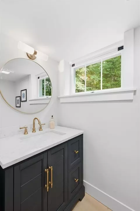 Bath - 17 Drinkwater Rd, Hampton Falls, NH 03844 photo 4 of 4