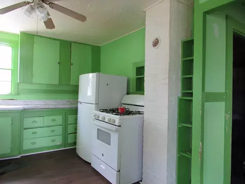Kitchen - 60 11th St, Wareham, MA 02538 photo 1 of 3