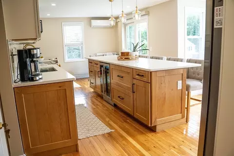 Kitchen - 118 Mendon Rd, Sutton, MA 01590 photo 4 of 5