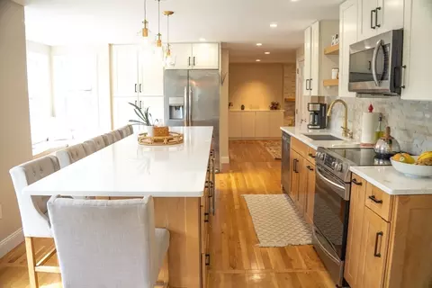 Kitchen - 118 Mendon Rd, Sutton, MA 01590 photo 1 of 5