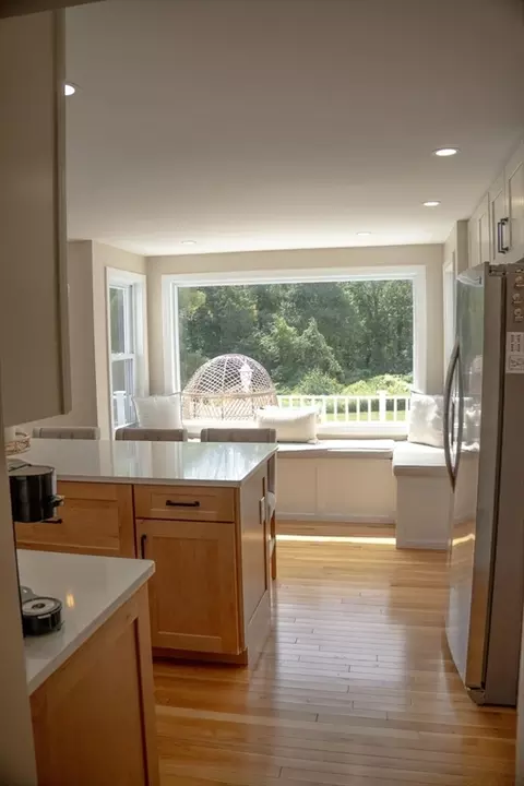 Kitchen - 118 Mendon Rd, Sutton, MA 01590 photo 3 of 5