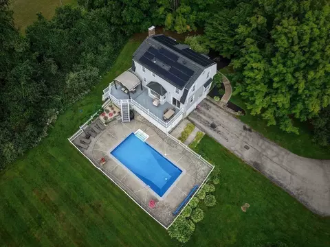 Exterior - 118 Mendon Rd, Sutton, MA 01590 photo 9 of 9