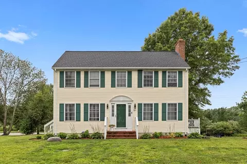 51 Shannon Way, North Attleboro, MA 02760