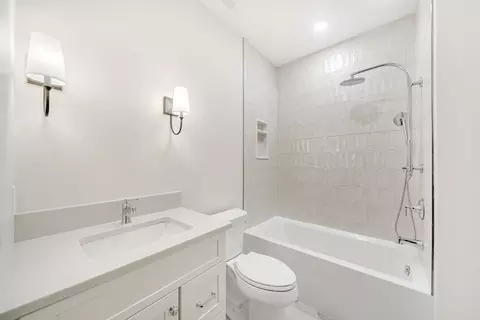 Bath - 20 Crescent Rd #20, Needham, MA 02494 photo 5 of 5